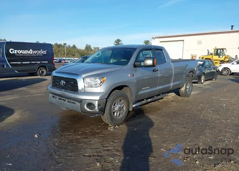 2007 Toyota Tundra Sr5 5.7L V8 z USA, uszkodzony, nr VIN 5TFCV54117X002369
